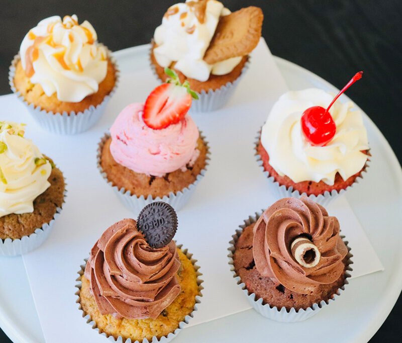 12 assorted cupcake gift