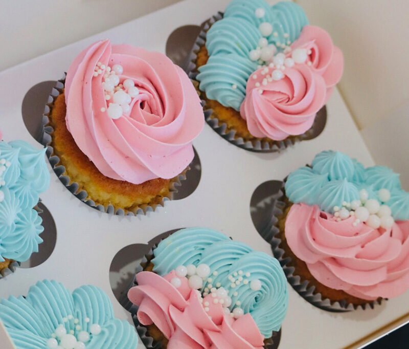 12 Swirl Sprinkle Cupcake box